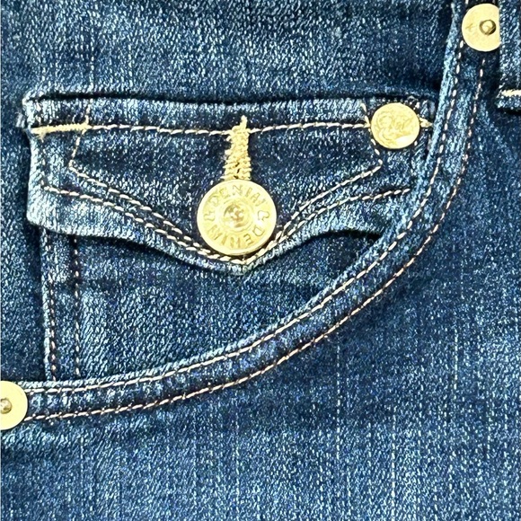 H&M Women’s Stretch Distressed Cuffed Jean Shorts Size 6 With Button Pockets - Picture 5 of 6